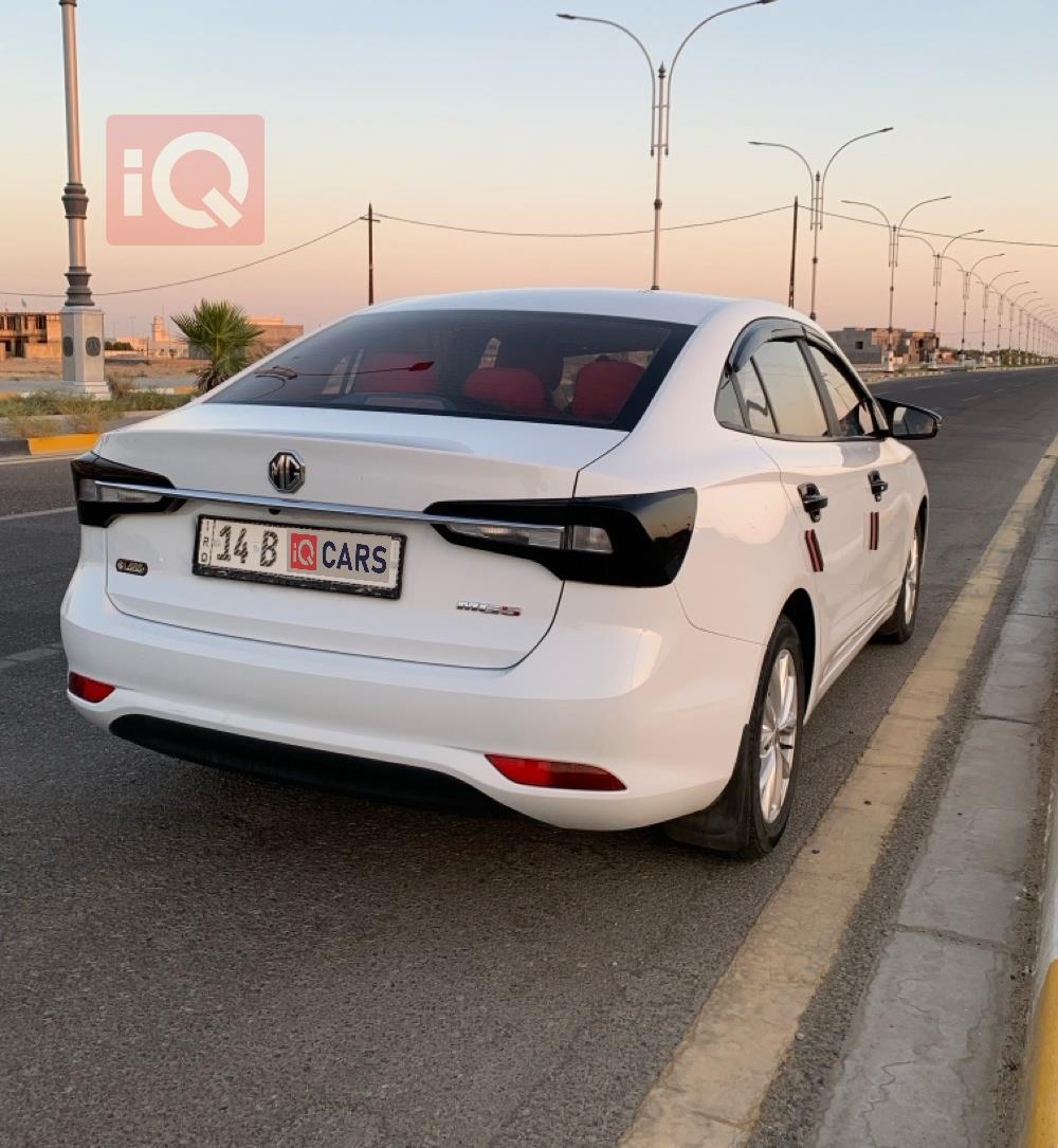 MG 5